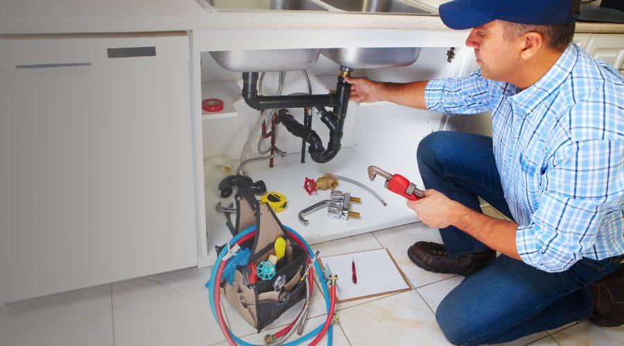 Expert burst pipe repair services in Munster, IN